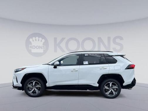 2025 Toyota RAV4 Hybrid SE