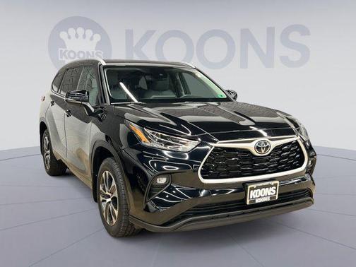 2024 Toyota Highlander XLE