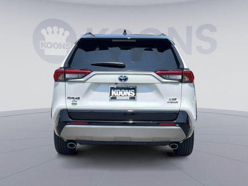 2023 Toyota RAV4 Hybrid SE
