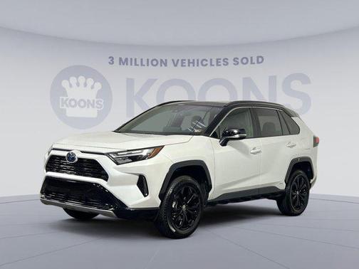 2023 Toyota RAV4 Hybrid SE