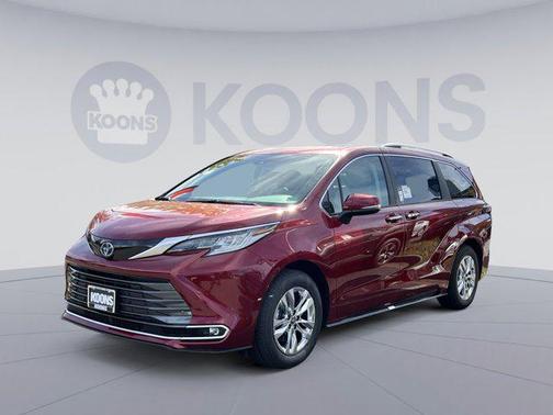 2025 Toyota Sienna Limited