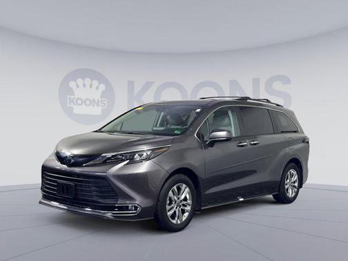 2024 Toyota Sienna XLE 7 Passenger