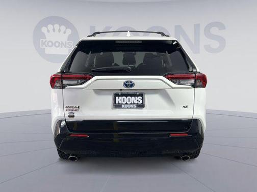 2021 Toyota RAV4 Prime SE