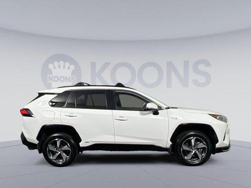 2021 Toyota RAV4 Prime SE