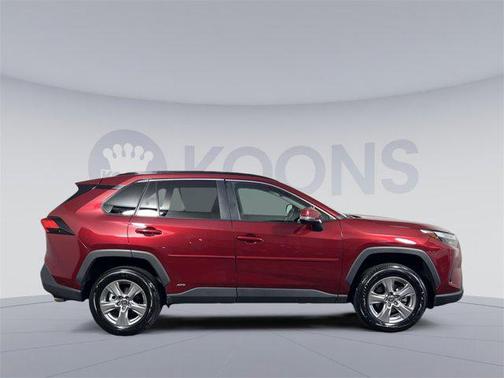 2024 Toyota RAV4 Hybrid XLE