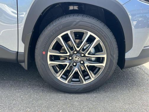 Celestite 2026 Toyota Corolla Cross XLE