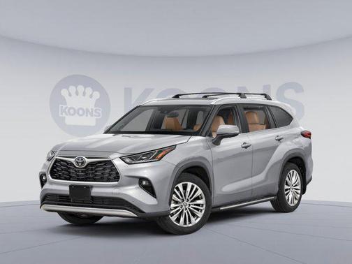 Celestial Silver Metallic 2023 Toyota Highlander XLE