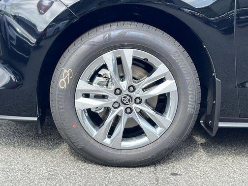 2025 Toyota Sienna XLE 7 Passenger