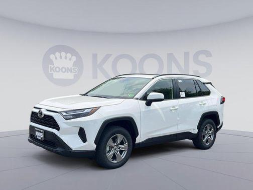 2025 Toyota RAV4 Hybrid XLE