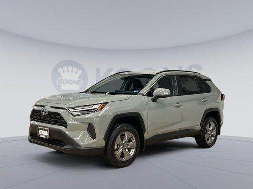 2023 Toyota RAV4 Hybrid XLE