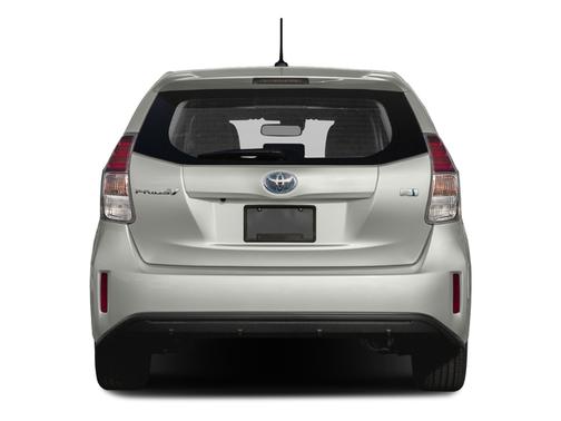2017 Toyota Prius v Five