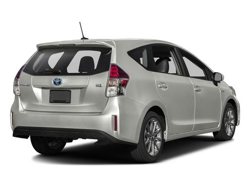 2017 Toyota Prius v Five