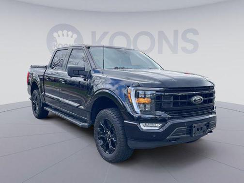 AGATE BLACK METALLIC 2022 Ford F-150 XLT