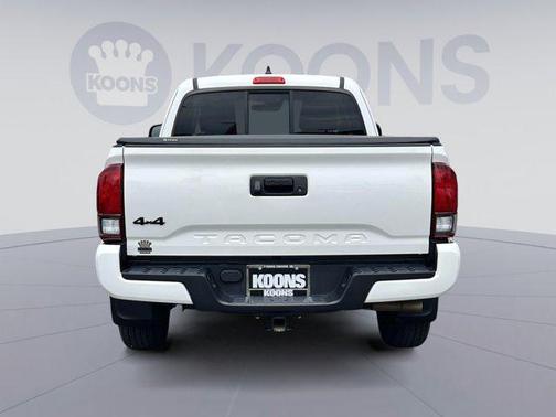 2022 Toyota Tacoma SR