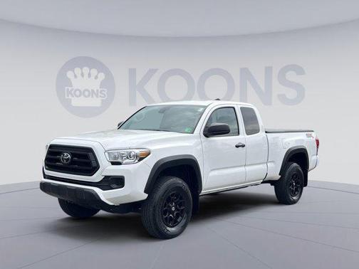 2022 Toyota Tacoma SR
