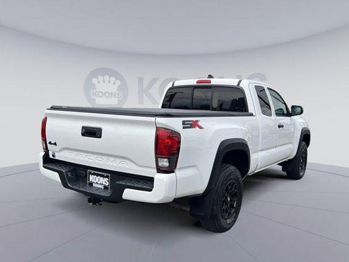 2022 Toyota Tacoma SR