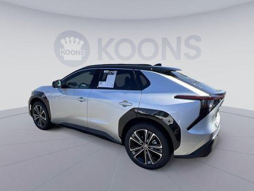 2025 Toyota bZ4X Limited