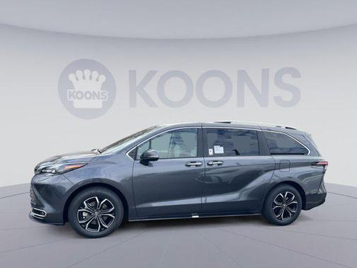 2025 Toyota Sienna Platinum