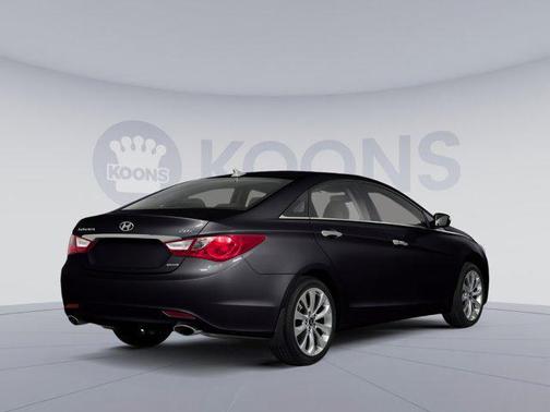 2013 Hyundai SONATA SE