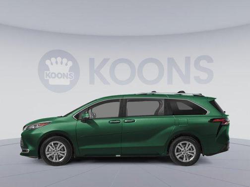 2025 Toyota Sienna Platinum 7 Passenger