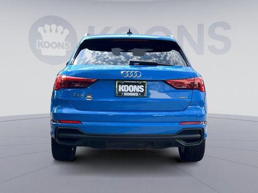 2023 Audi Q3 Premium 45 TFSI S line quattro Tiptronic