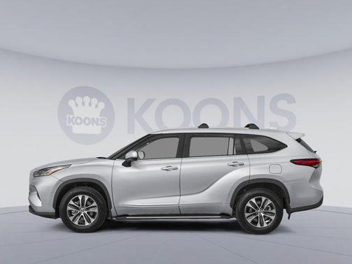 2025 Toyota Highlander Hybrid XLE