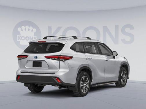 2025 Toyota Highlander Hybrid XLE