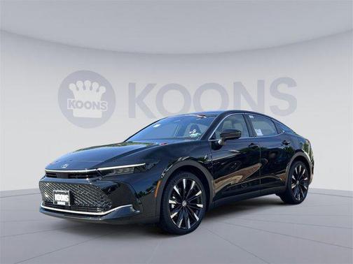2026 Toyota Crown Platinum