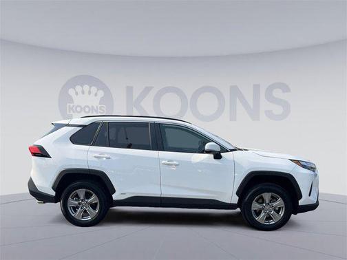 2024 Toyota RAV4 Hybrid XLE