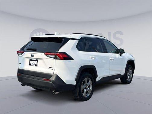 2024 Toyota RAV4 Hybrid XLE