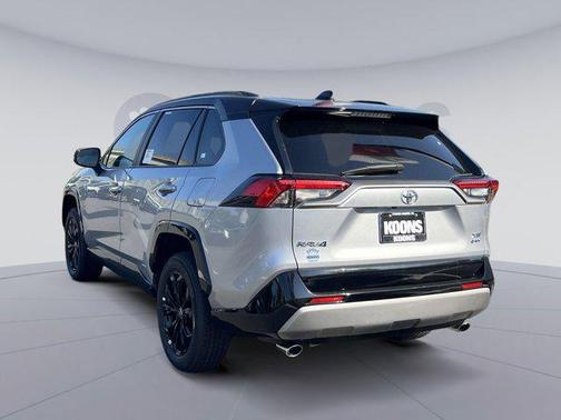 2025 Toyota RAV4 Hybrid SE