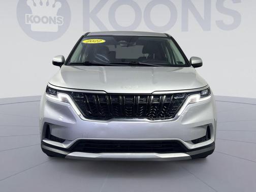 Silky Silver 2022 Kia Carnival LXS