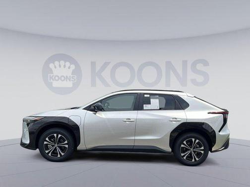 2025 Toyota bZ4X XLE