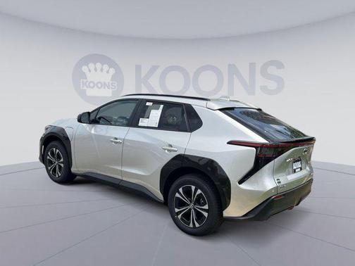 2025 Toyota bZ4X XLE