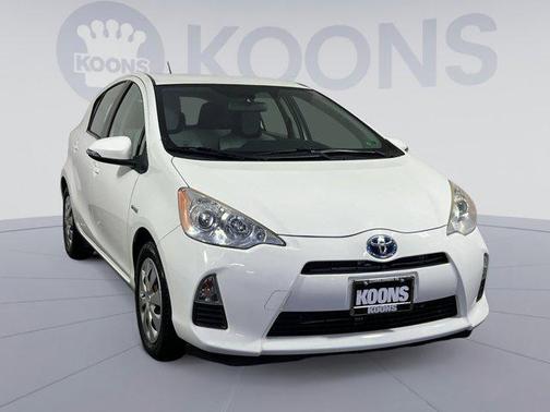 2013 Toyota Prius c Two