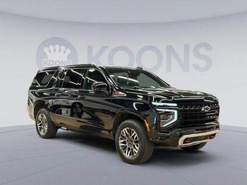 Black 2025 Chevrolet Suburban 4WD Z71