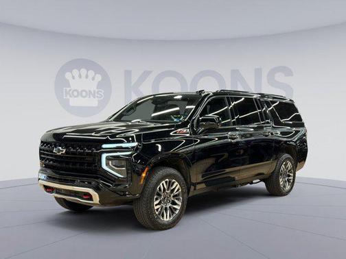 Black 2025 Chevrolet Suburban 4WD Z71