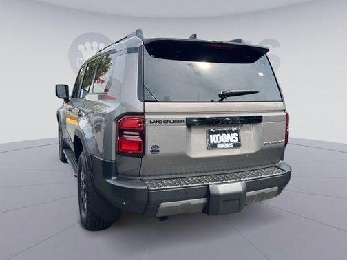 2025 Toyota Land Cruiser Base