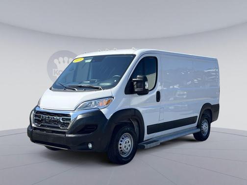 Bright White Clearcoat 2025 RAM ProMaster 2500 Tradesman