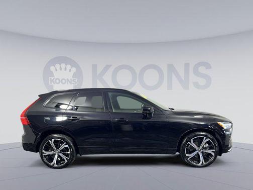 2022 Volvo XC60 Recharge Plug-In Hybrid T8 R-Design