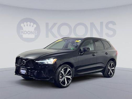 2022 Volvo XC60 Recharge Plug-In Hybrid T8 R-Design