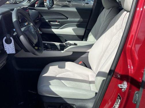 2026 Toyota Grand Highlander Hybrid Limited MAX