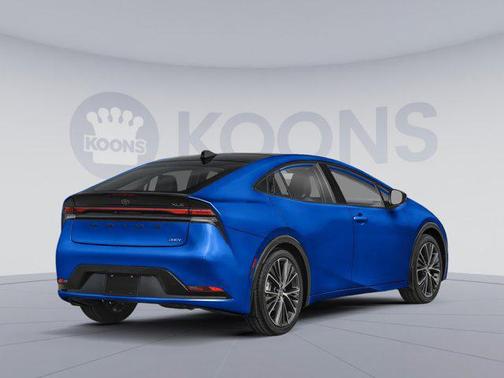 2025 Toyota Prius XLE