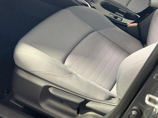 2025 Toyota Corolla Hybrid SE