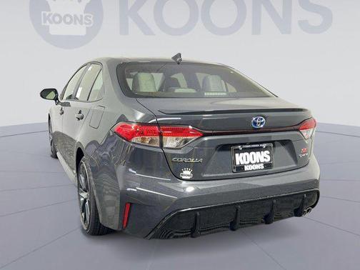 2025 Toyota Corolla Hybrid SE