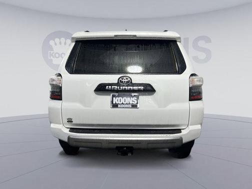 2024 Toyota 4Runner TRD Off Road