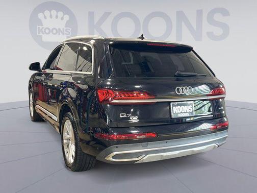 2021 Audi Q7 55 Premium Plus