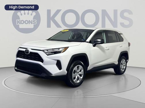 Ice Cap 2025 Toyota RAV4 LE