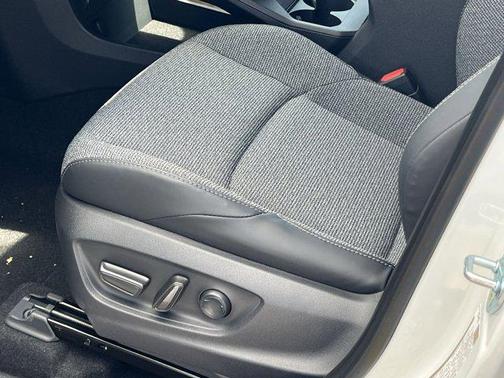 Wind Chill Pearl 2026 Toyota bZ XLE Plus