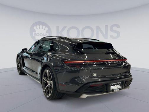 2023 Porsche Taycan 4